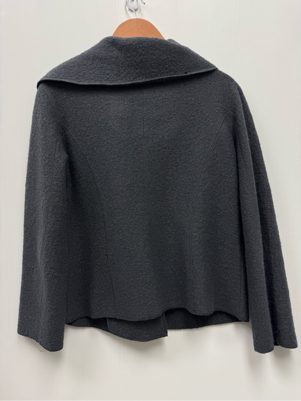 Sandro Sportswear Dark Charcoal Gray Peacoat with Wide Collar 100% wool - Picture 6 of 6